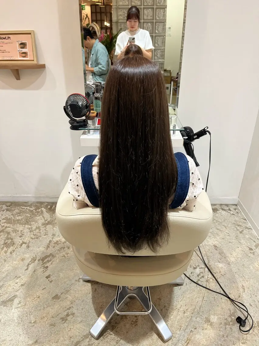 カラー 福島 怜奈のヘアスタイル