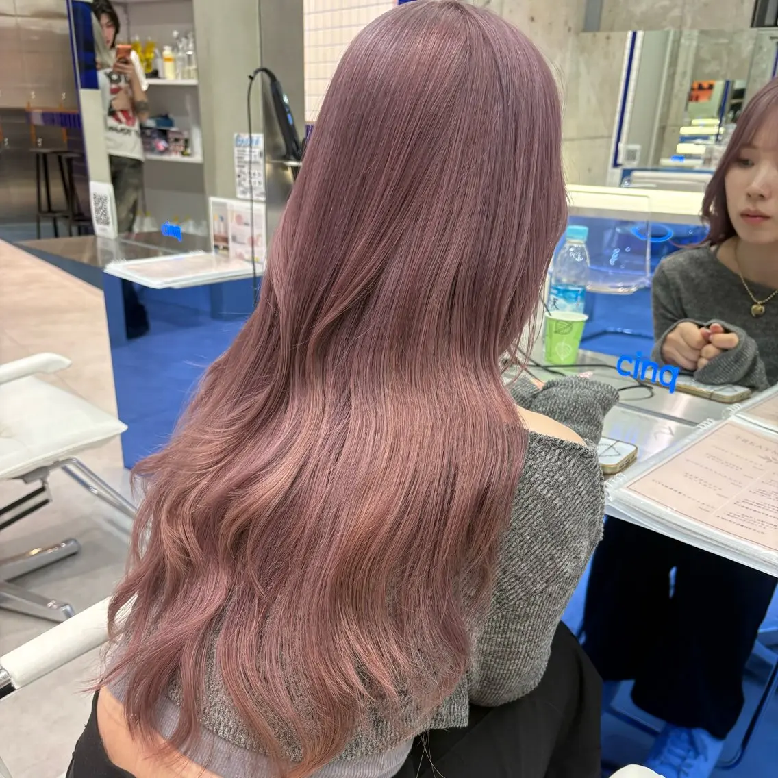 【𝐦𝐢𝐧𝐢𝐦𝐨𝐧𝐢限定】リタッチ+ワンカラー(Aujuaトリートメント付き)の写真