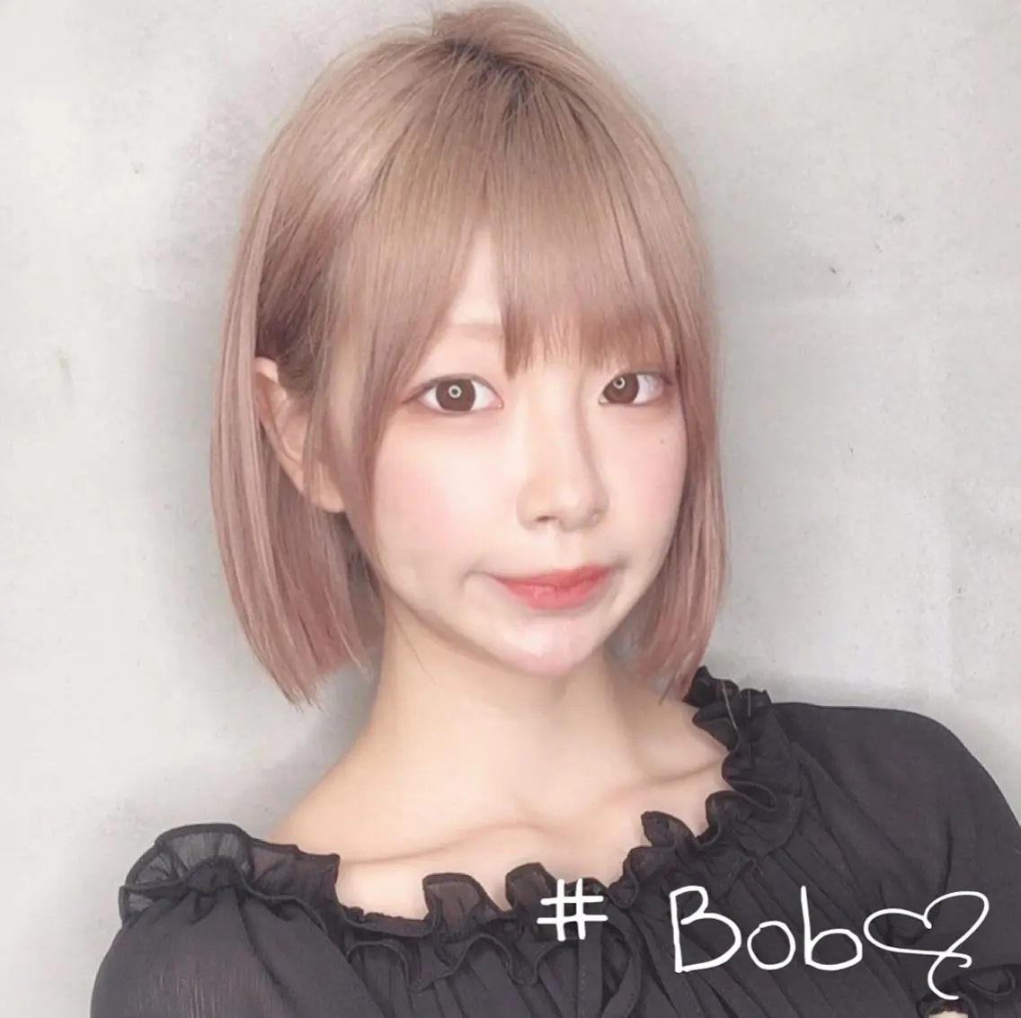 ショート カラー 黒髪 ブルーカラー ブルーブラック インナーカラー くせ毛 渋谷レイヤーカット❌ 縮毛矯正専門/武田涼のヘアスタイル