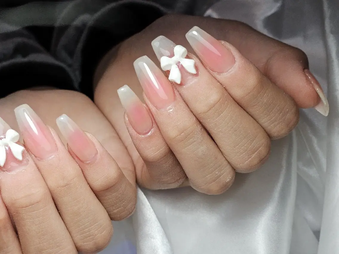 ネイル ハンドネイル Y. Reonaのネイルデザイン