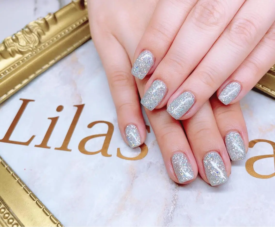 ネイル ジェルネイル ハードジェル キラキラネイル ラメ(グリッター) ロングネイル Lilas Nailのネイルデザイン