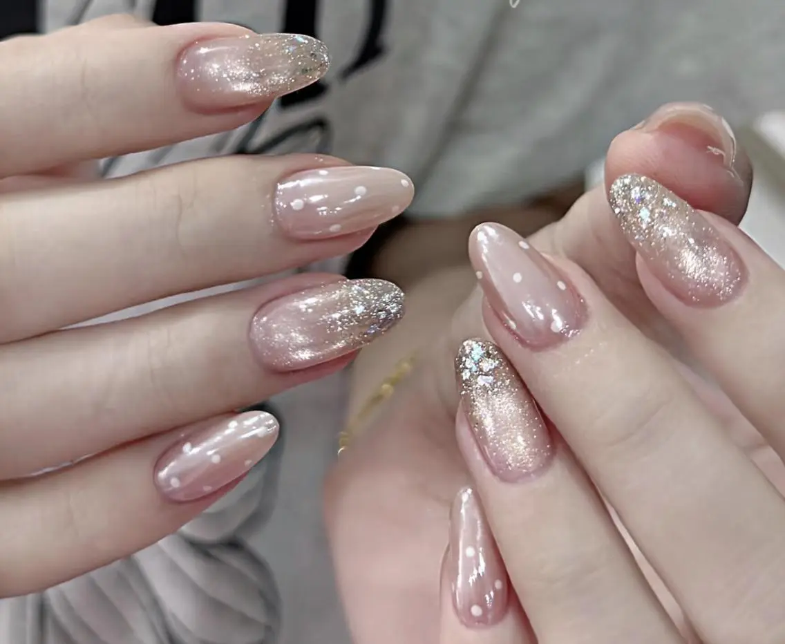 ネイル ハンドネイル 🎀 Ayaka_nailのネイルデザイン