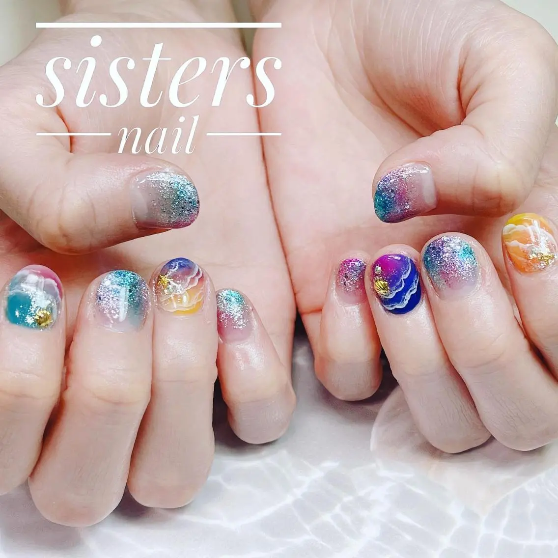 ネイル アートネイル キラキラネイル ショートネイル 夏ネイル sisters nail.fのネイルデザイン