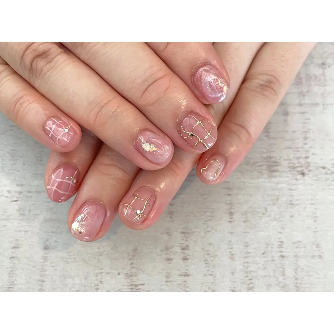 ネイル ハンドネイル 𖡼 yumenoのネイルデザイン