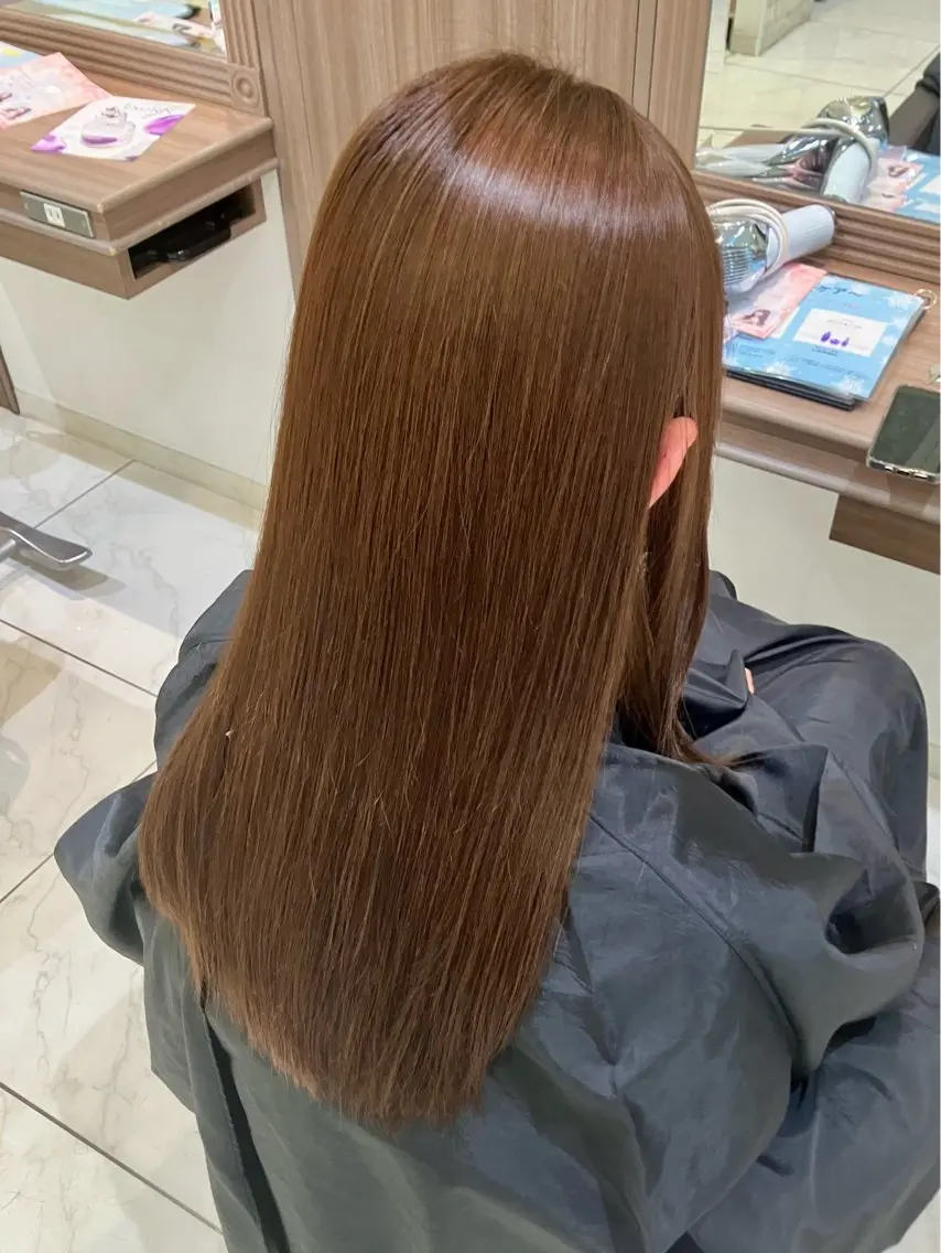 ロング カラー ブラウンカラー ナチュラルブラウン ☂️Ash 新杉田☂️山本のヘアスタイル