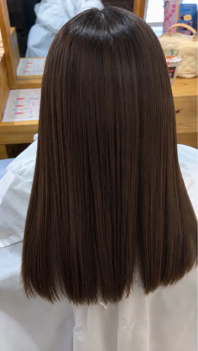 ロング 縮毛矯正 高良 日奈子のヘアスタイル