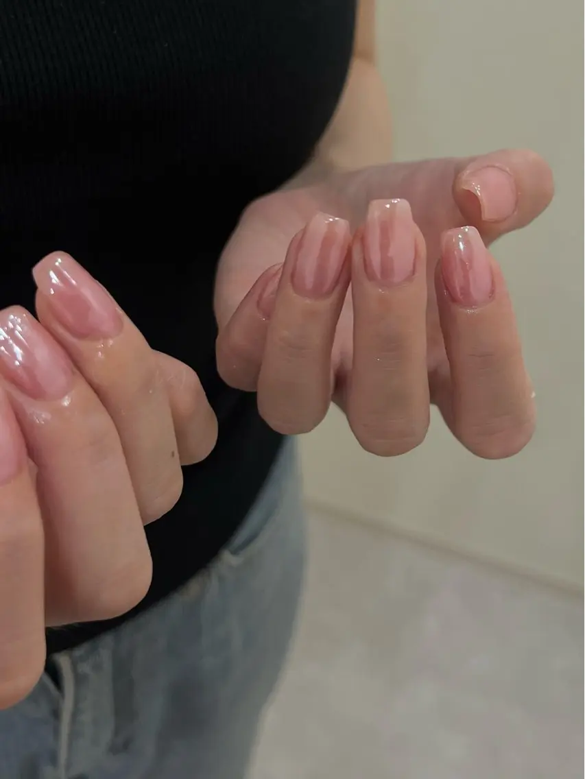 ネイル ピンク ホワイト ハンドネイル tuki nail suzumiのネイルデザイン