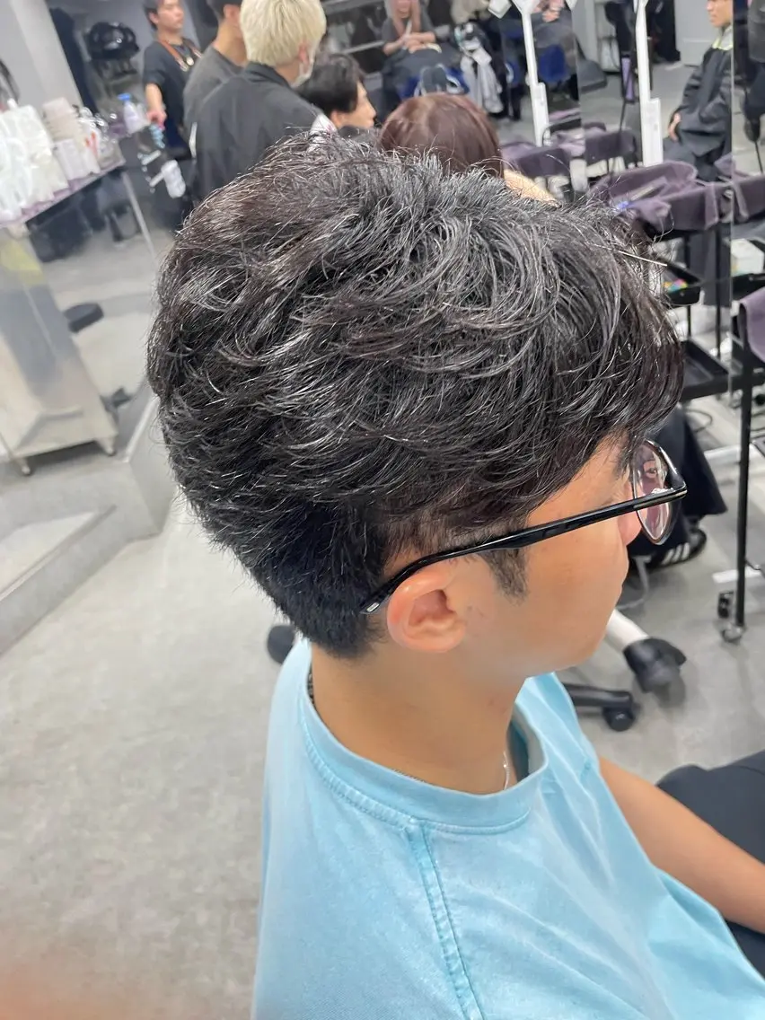メンズ センターパート メンズハイライト メンズメッシュ マッシュ メンズパーマ 波巻き/サーフカール 🌊吉野裕稀のヘアスタイル