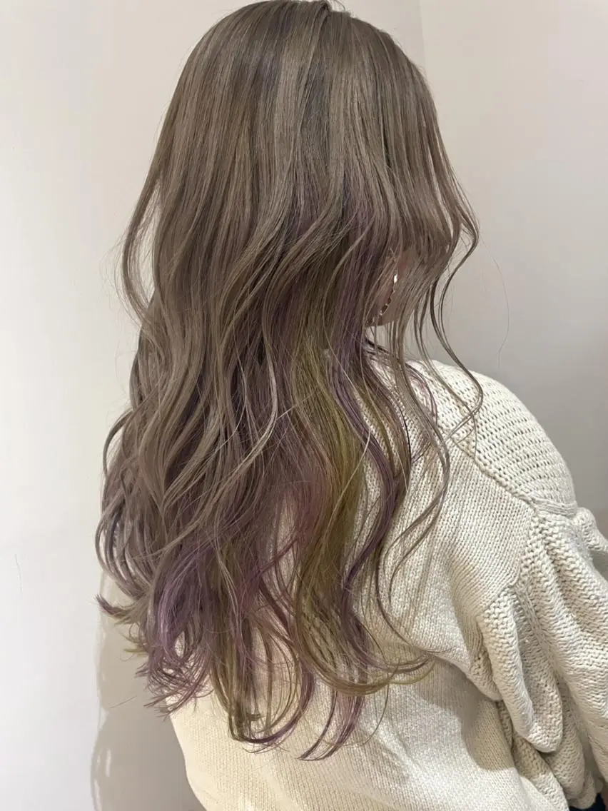 カット+インナーカラー+トリートメントの写真
