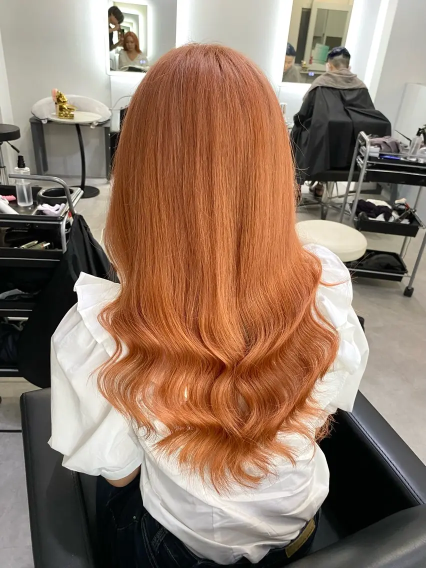 ロング カラー ブリーチ ケアブリーチ オレンジ カット ヘアカラー 大阪ケアブリーチ/ ミルクティーベージュのヘアスタイル