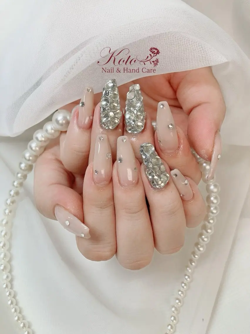 ネイル 長さ出し ジェルネイル 持ち込み ニュアンスネイル 赤色 ハンドネイル Nail Salon KOTOのネイルデザイン