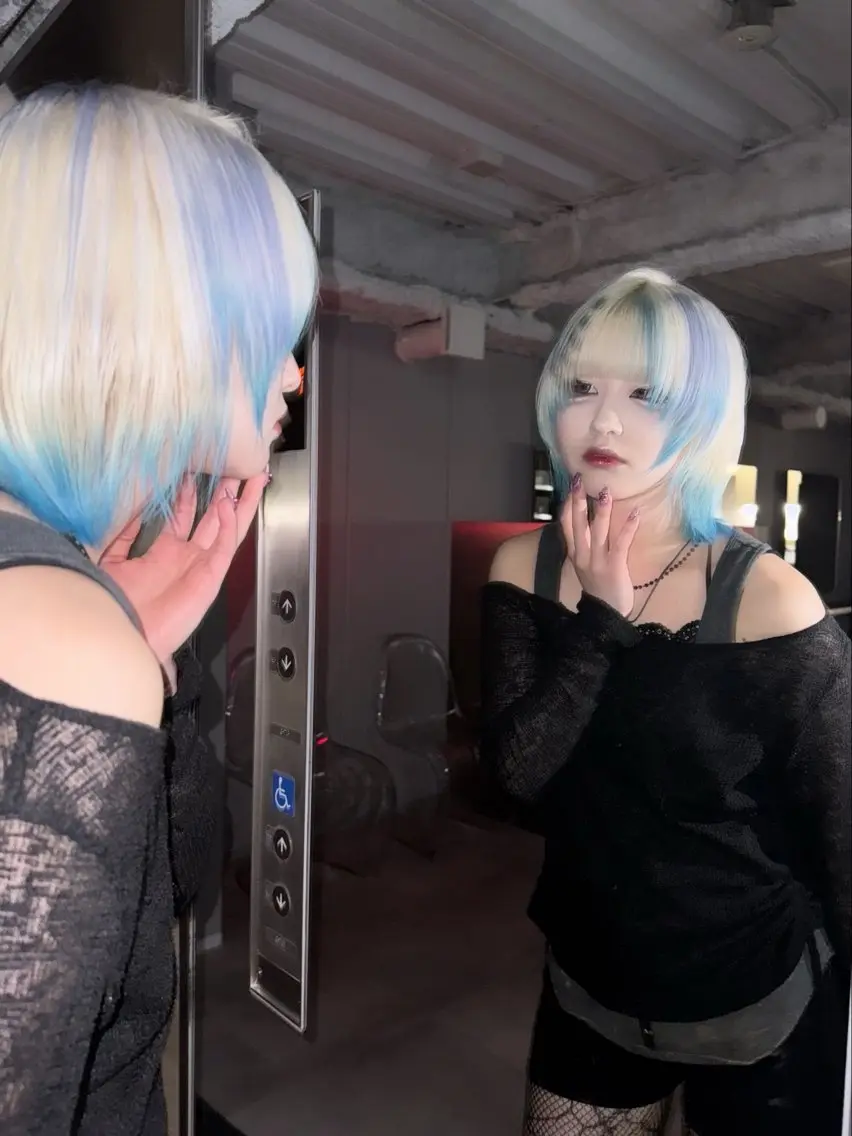 ミディアム カラー デザインカラー ヘアカラー ハイトーン/名古屋 Hinakiのヘアスタイル