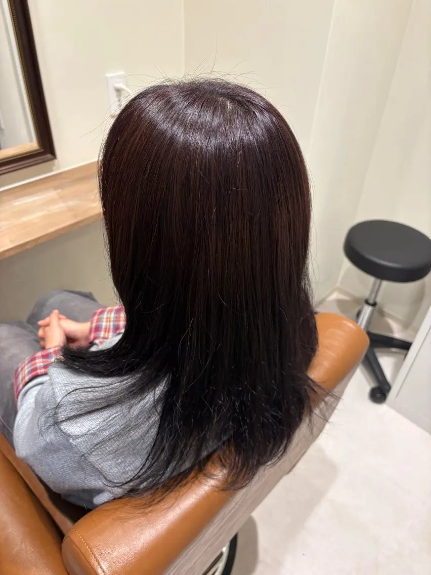セミロング カラー パープルカラー ヘアカラー GUEST ヒロキのヘアスタイル