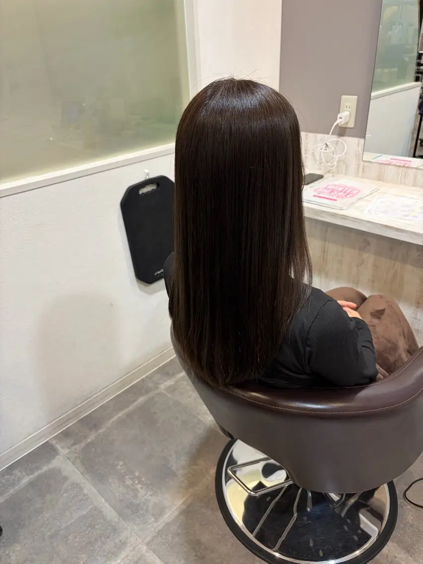 ロング カット ヘアカラー トリートメント 平瀬 胡桃のヘアスタイル