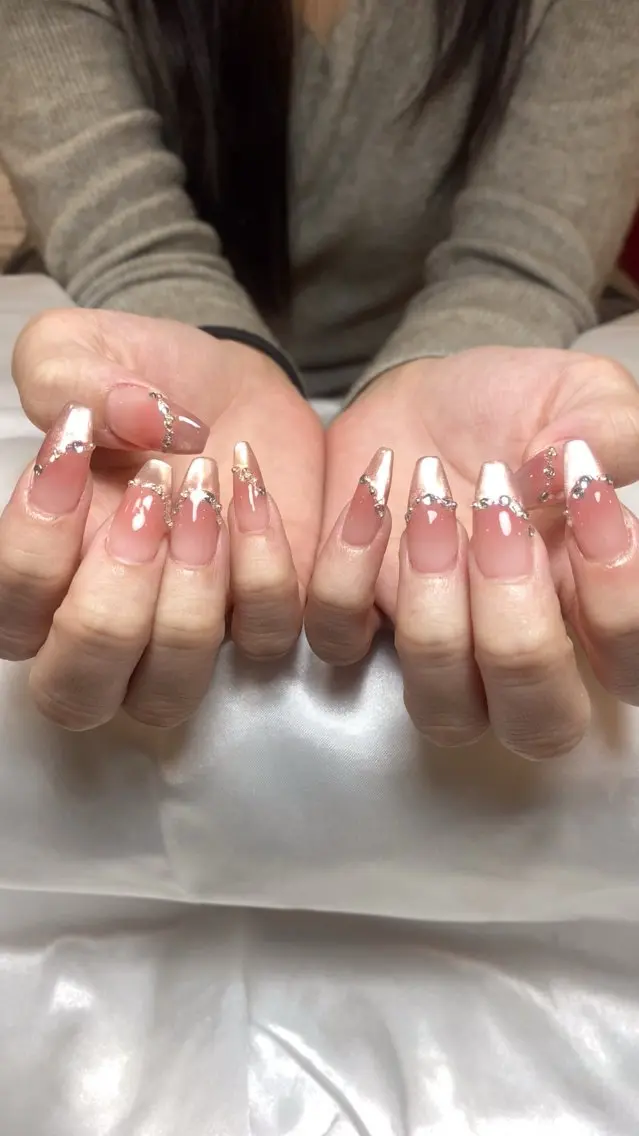 ネイル べっ甲ネイル チークネイル フラッシュネイル フレンチネイル グラデーション Rena_Rei Nailsのネイルデザイン