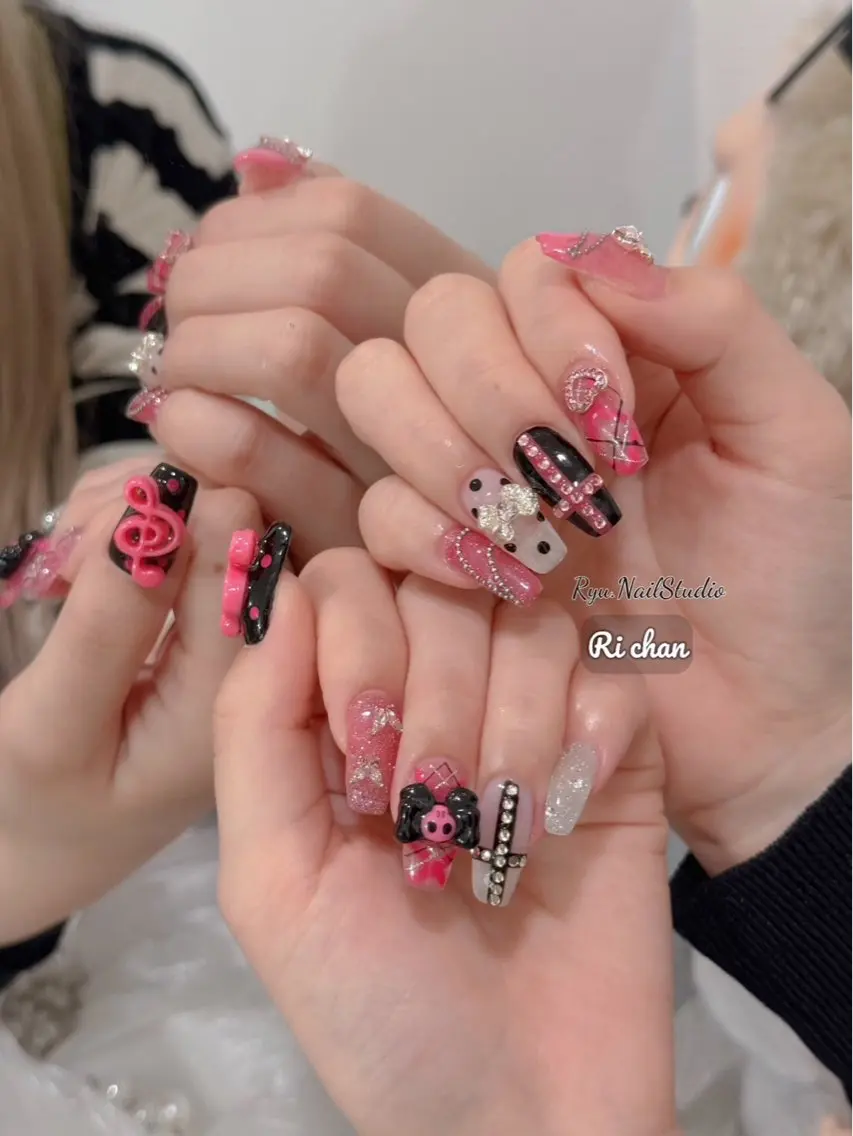 ネイル アートネイル ジェルネイル グラデーション マグネットネイル ニュアンスネイル ハンドネイル Ryu nail studioのネイルデザイン