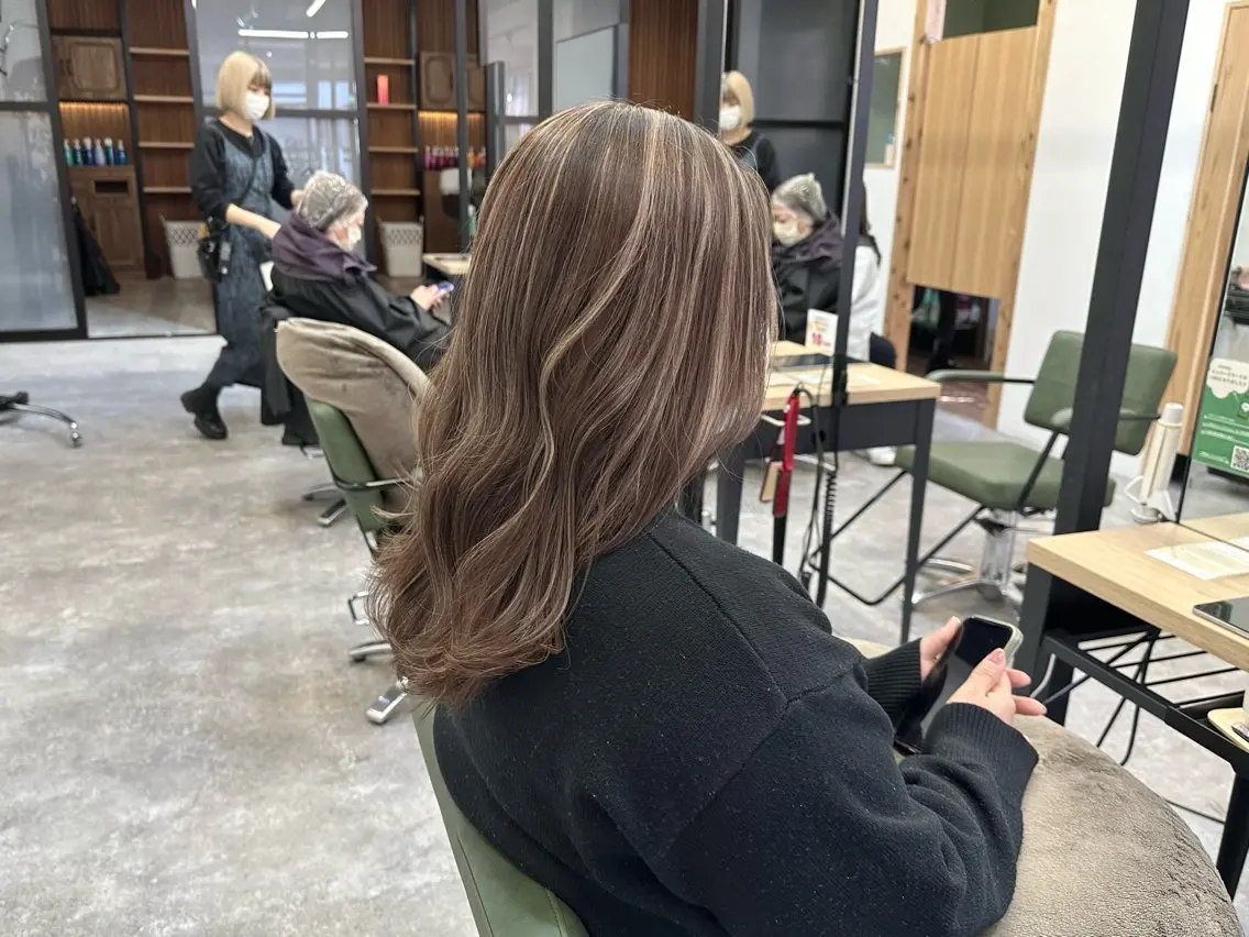 セミロング カット ヘアカラー 店長🌟小顔似合わせ デザインカラー◎古田のヘアスタイル