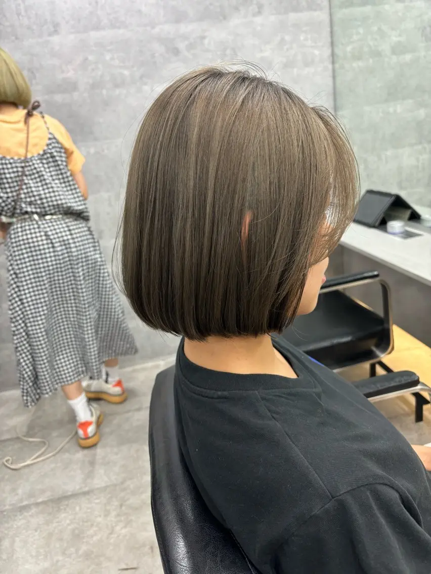 ミディアム ボブ カット ヘアカラー ボブ×レイヤーカット 透明感カラー/Fuuのヘアスタイル