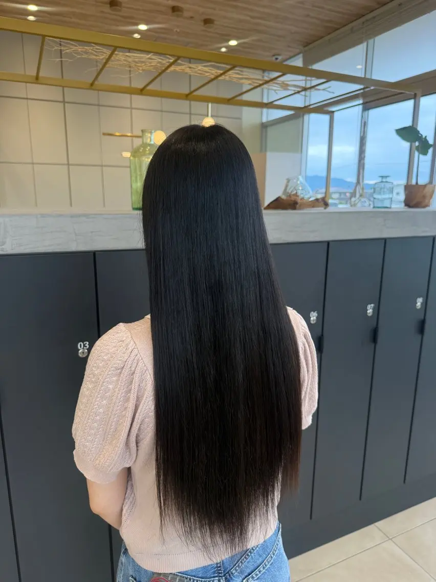 ロング 縮毛矯正 艶髪┊︎垢抜けヘア ななみのヘアスタイル