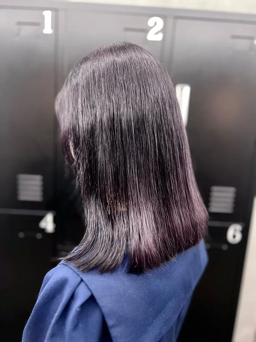 セミロング カラー ブリーチ 透明感カラー ディープラベンダー ラベンダーカラー カット ヘアカラー 透明感カラー特化🫧 🦋栗原🦋のヘアスタイル