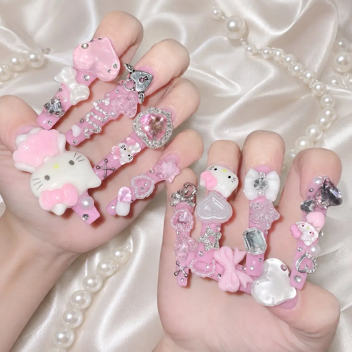 ネイル アートネイル オーロラネイル ボルドー チークネイル フレンチネイル ハンドネイル Sakura Nail Salonのネイルデザイン