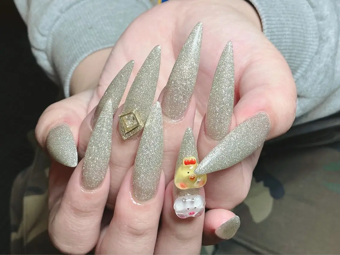 ネイル オーロラネイル 長さ出し フレンチネイル ジェルネイル ガラスフレンチ ハンドネイル Rela・S NAILのネイルデザイン