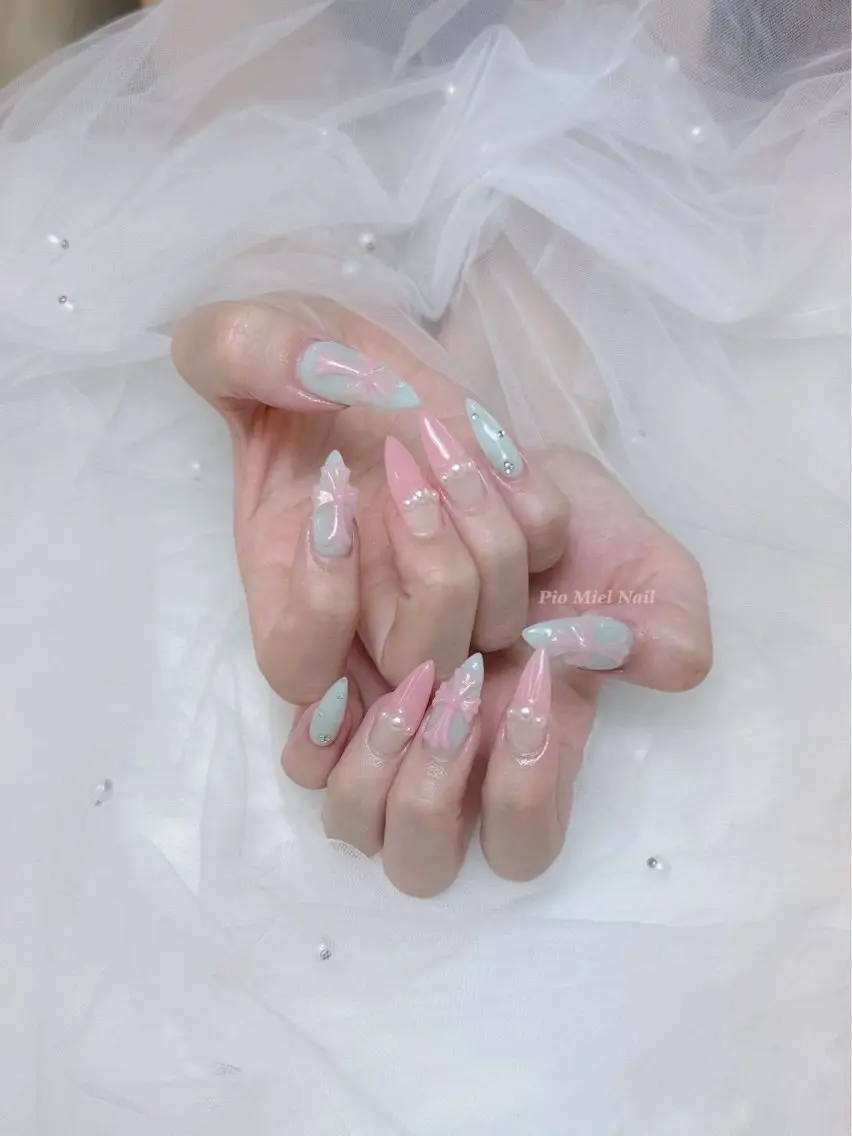 ネイル ハンドネイル HANA 長さだしのネイルデザイン