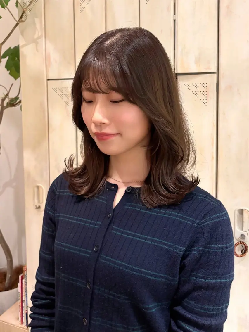 ミディアム くびれヘア レイヤーカット カット ヘッドスパ ヒナノ/梅田/レイヤ ー/透明感カラーのヘアスタイル