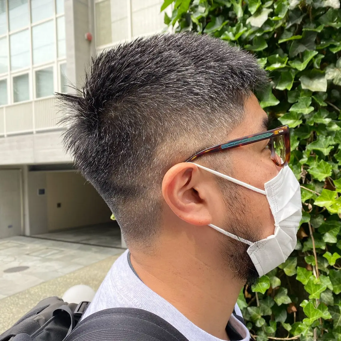 ショート メンズ フェードカット メンズパーマ ジンのヘアスタイル