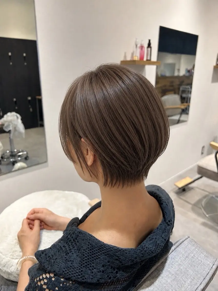 ショート カラー 相良 若奈のヘアスタイル