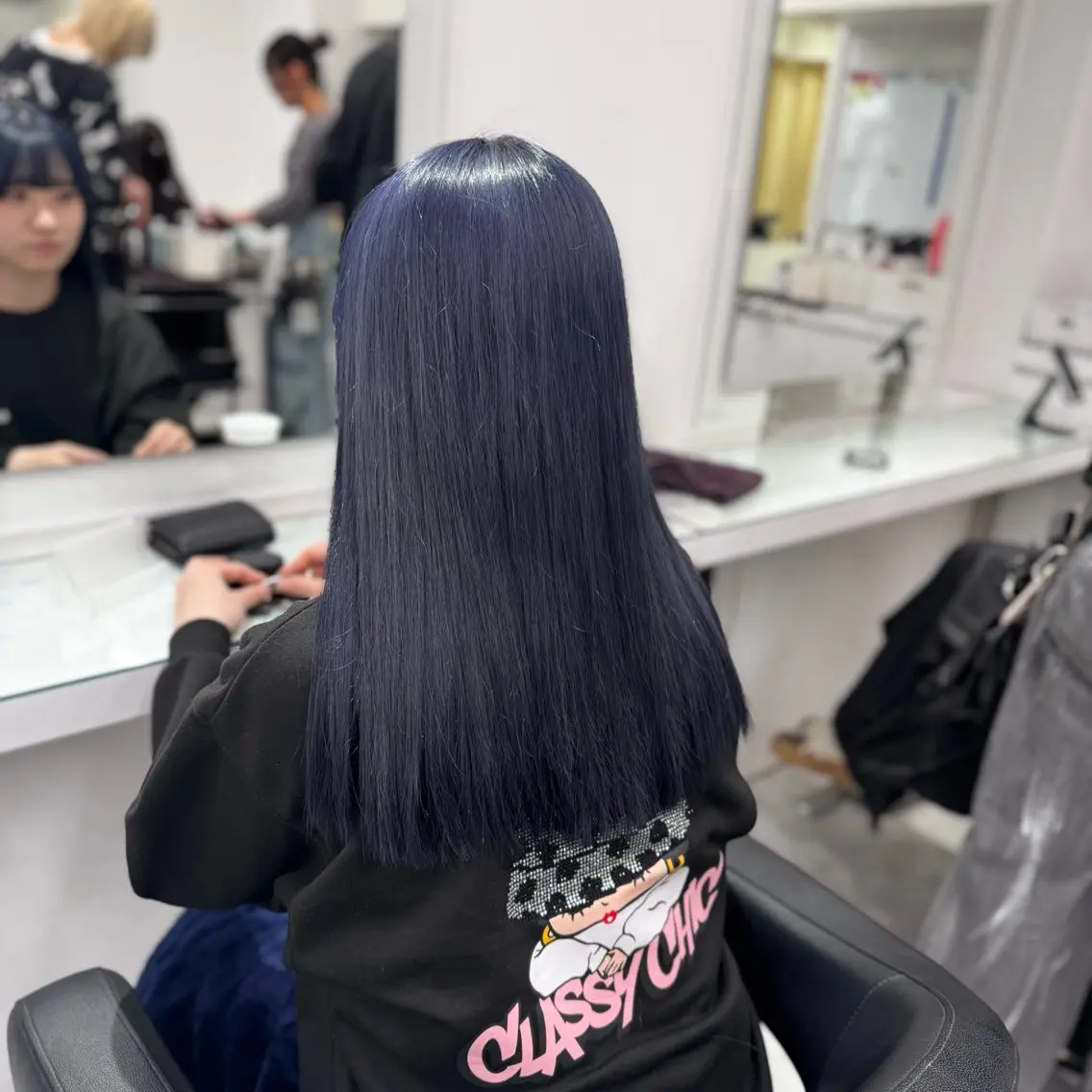 ロング カラー 透け上品ハイトーン 職人ゆうと🤍のヘアスタイル