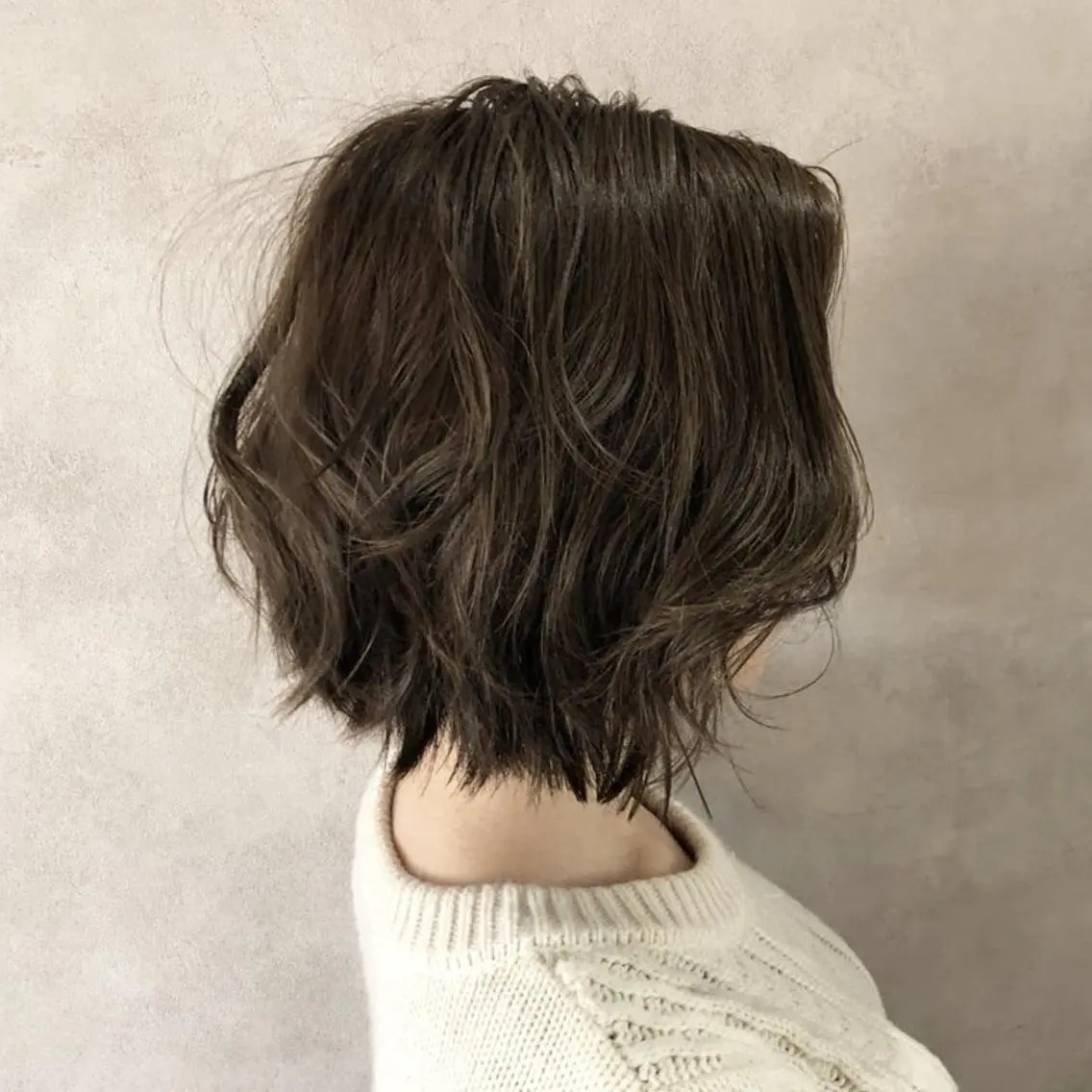 ショート カラー looker ルーカーのヘアスタイル