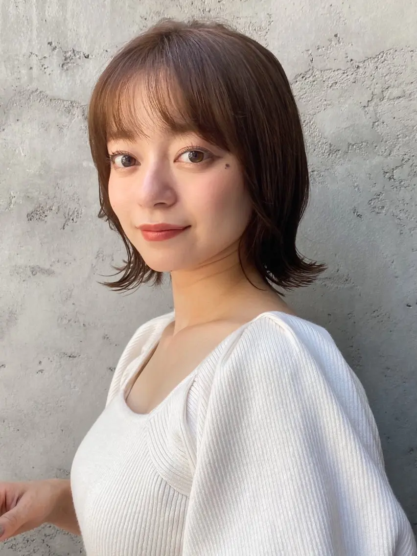 ミディアム カラー ボブ 外ハネヘア カット トリートメント レイヤー×髪質改善✨ 渋谷/佐藤侑哉のヘアスタイル