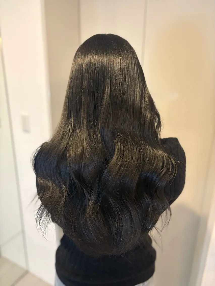 ロング カラー グレージュ オリーブグレージュ オリーブグレー ヘアカラー トリートメント 植林 奨のヘアスタイル
