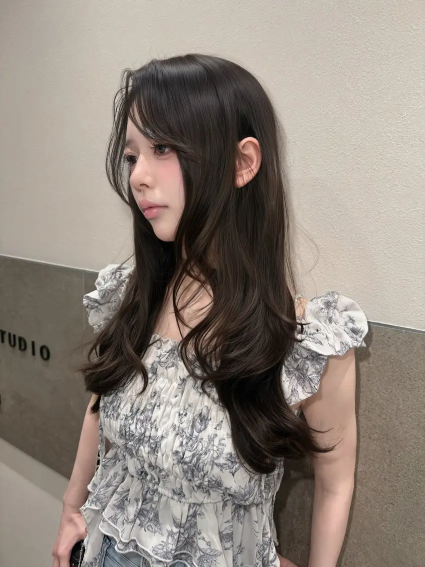 ロング ロングレイヤー くびれヘア レイヤーカット ロング カット ゆうな/レイヤー 🎀艶カラー/京都のヘアスタイル