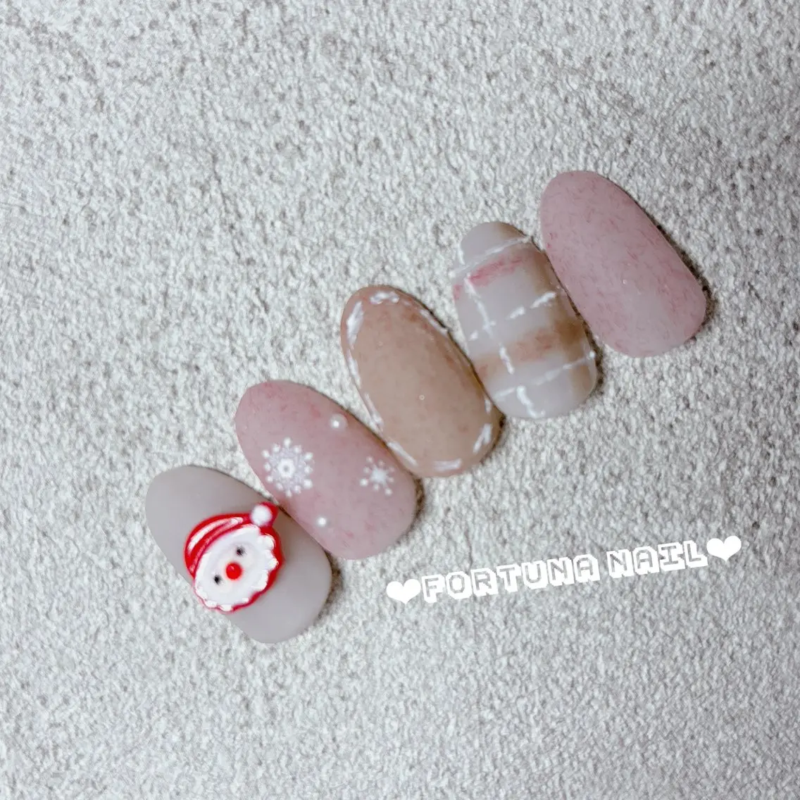 ネイル Nail •Head スパFortunaのネイルデザイン