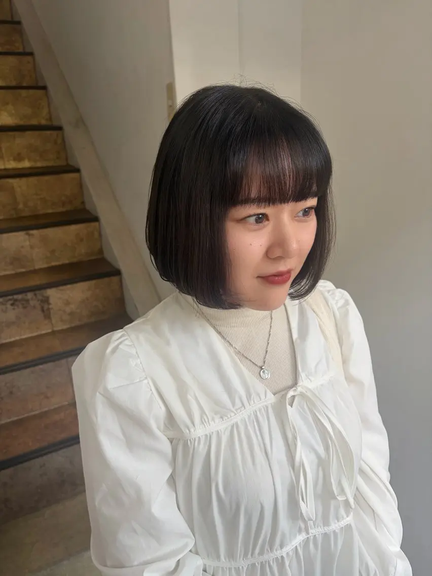 ミディアム カラー 井上 星良のヘアスタイル