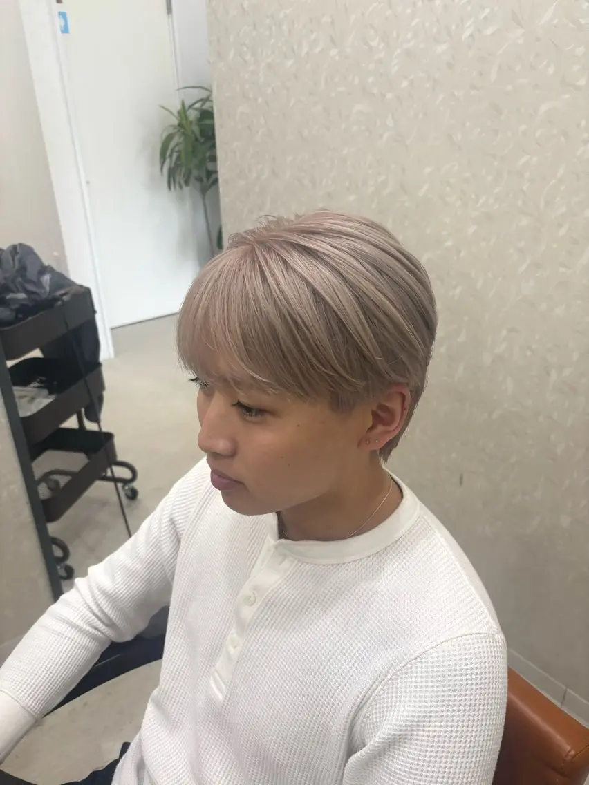 メンズ ヘアカラー H RIKAのヘアスタイル