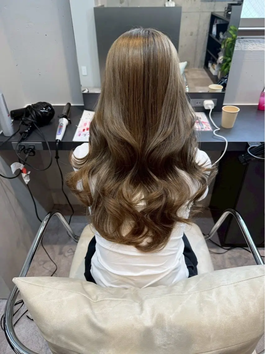 ロング カラー 透明感カラー ダブルカラー 透明感カラー🩵 ワンホンカラー/えりのヘアスタイル