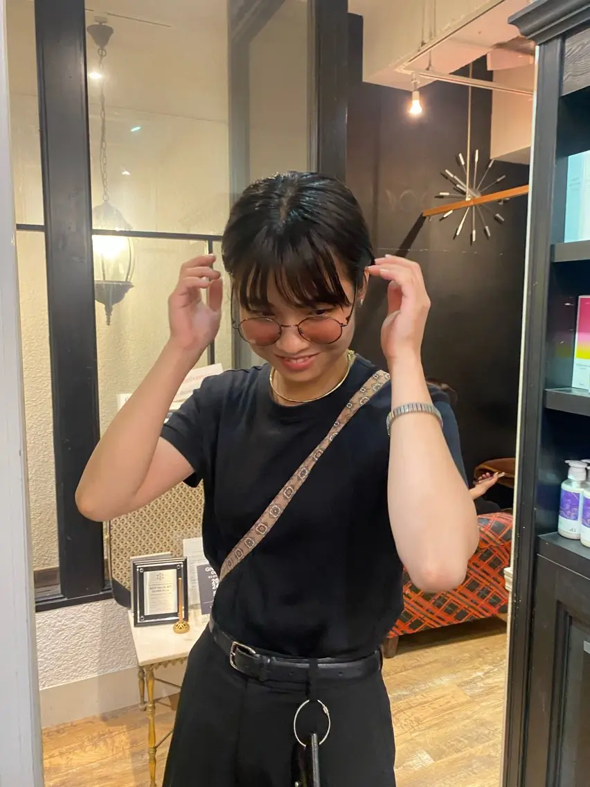 ショート ヘアカラー 原田 梓未のヘアスタイル
