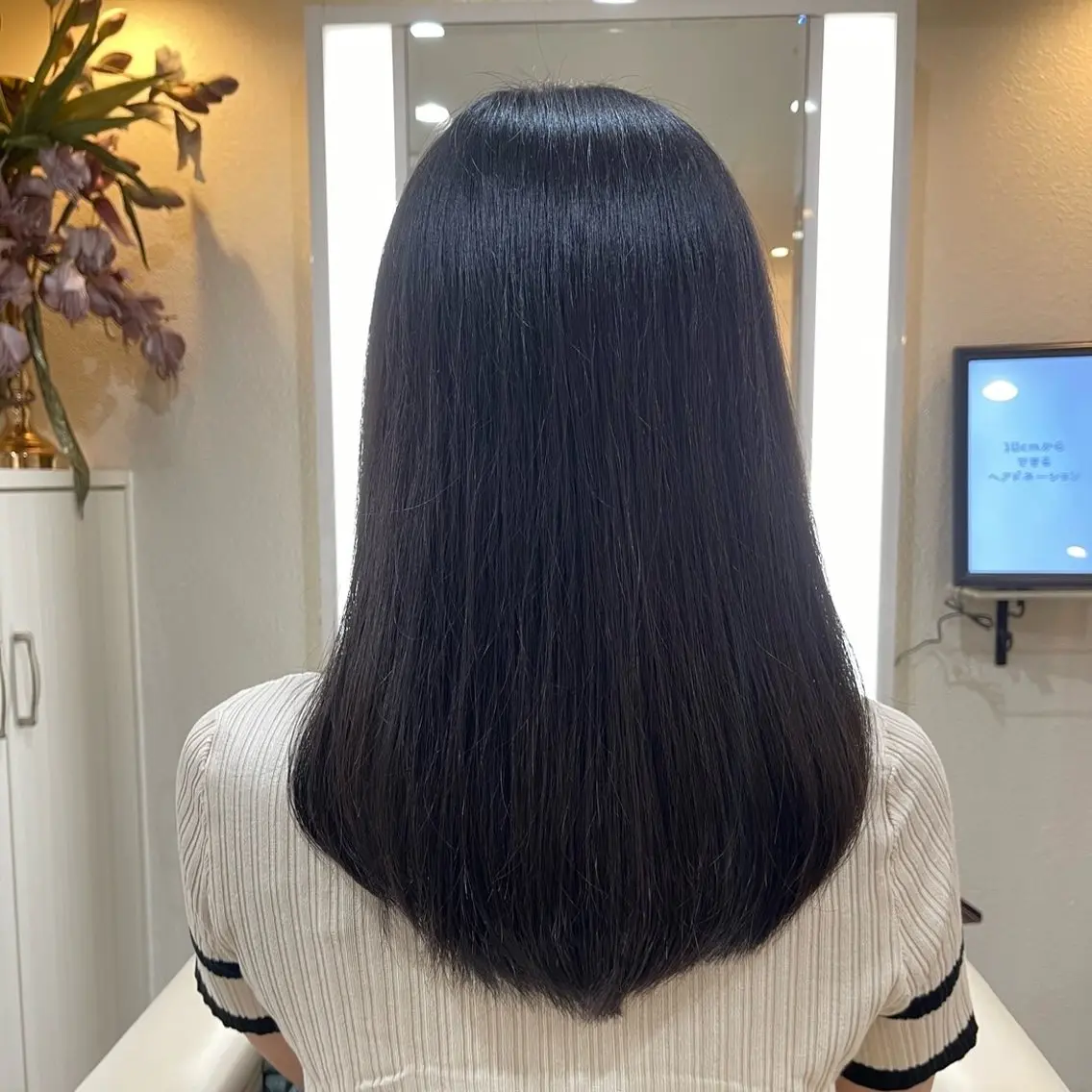 ミディアム カット カットモデル 佐藤 亜由美のヘアスタイル