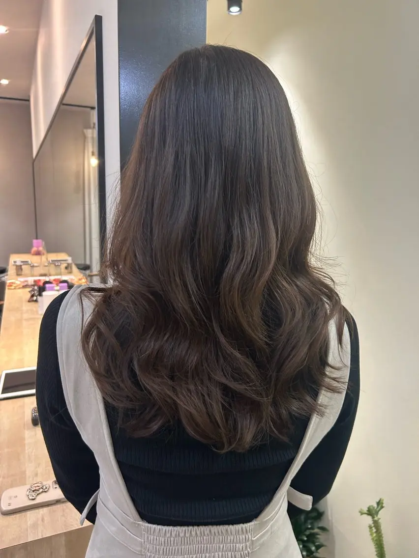 ロング パーマ デジタルパーマ カット パーマ hubhair レイヤー/透明感のヘアスタイル