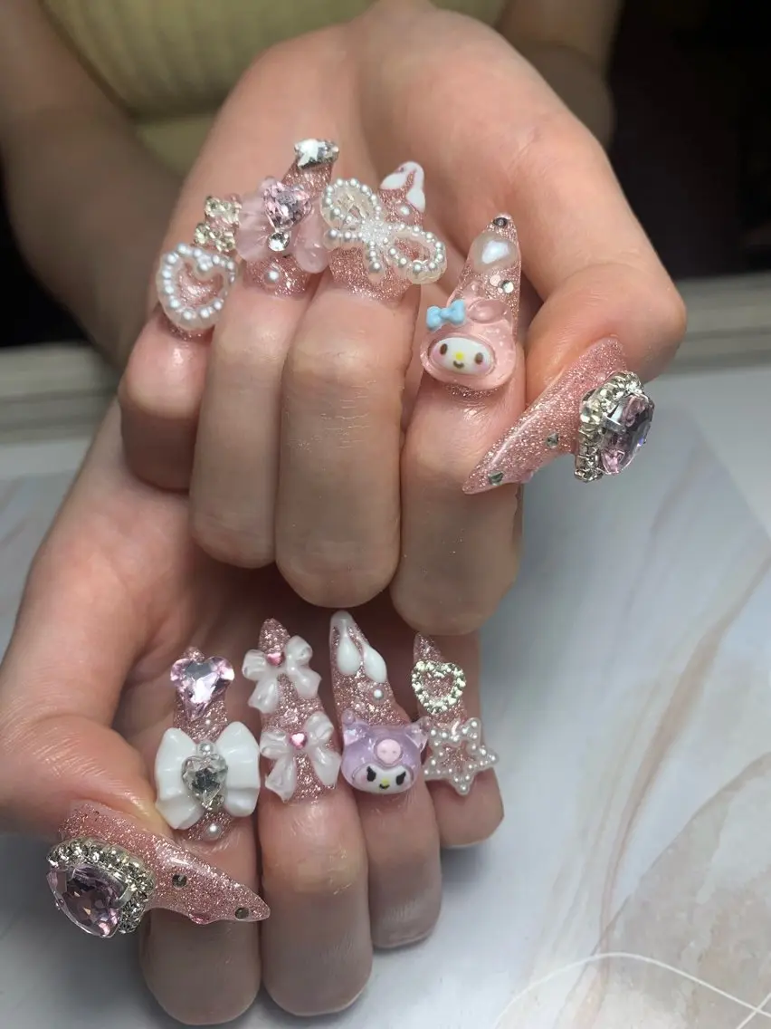 ネイル フレンチネイル ジェルネイル 韓国ネイル マグネットネイル マグネットフレンチ akina nailsのネイルデザイン
