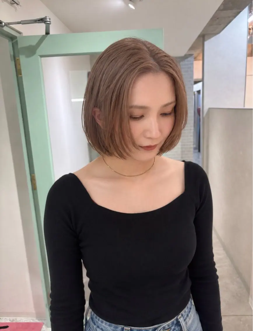ショート カラー ヘアカラー トリートメント チャコ|暖色 |ボブ•レイヤーのヘアスタイル