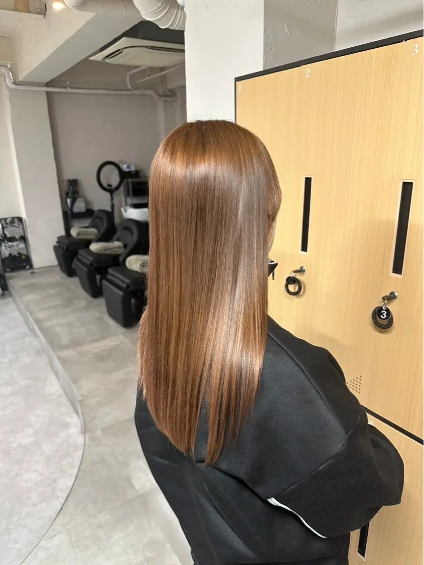ロング ヘアカラー tokute 中野真咲🐺のヘアスタイル
