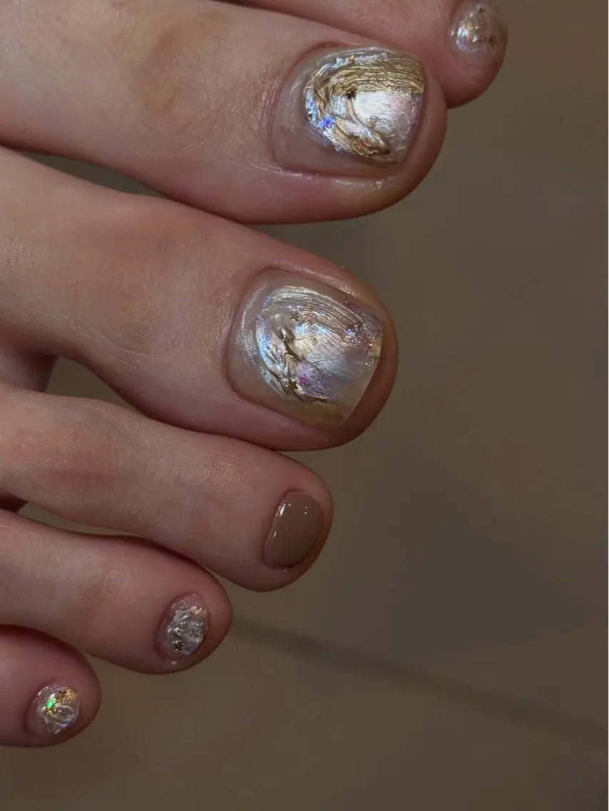 そろそろフット準備👣親指アート🌟ウォーターケア付(オフ1100円)の写真