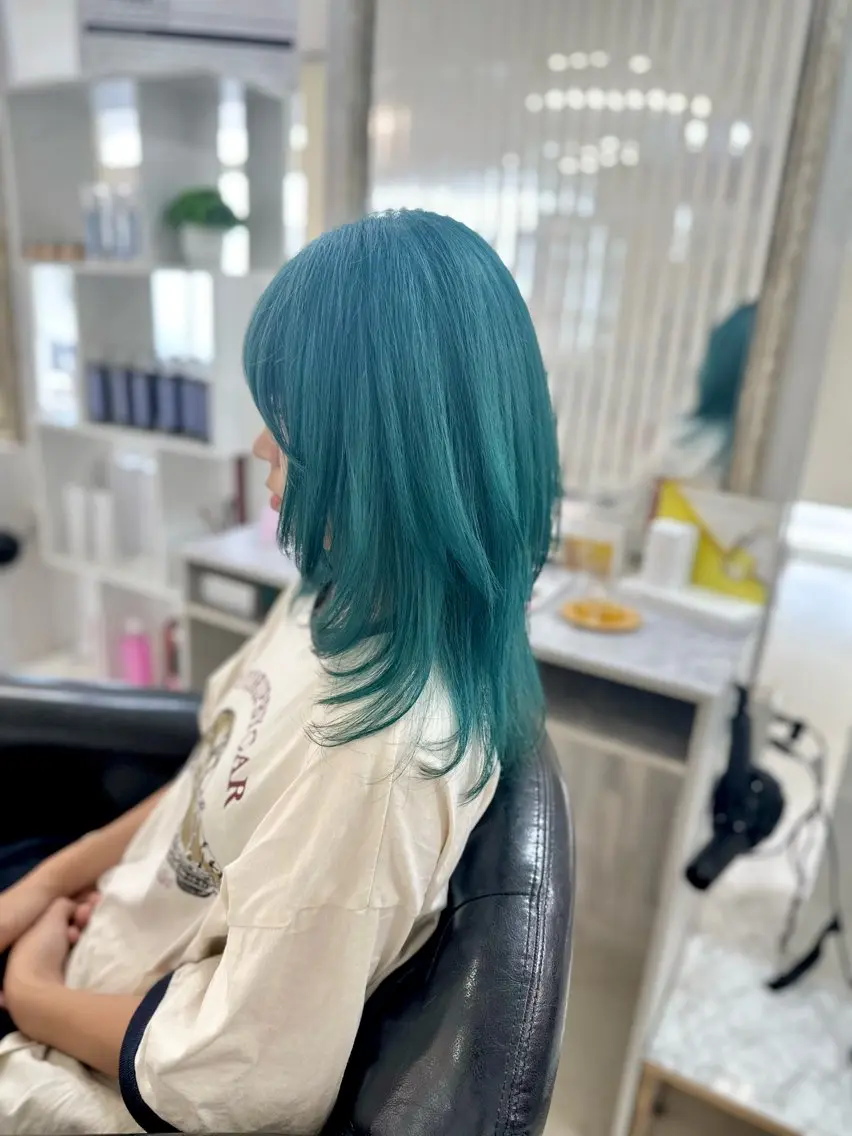 セミロング カラー ヘアカラー トリートメント YURI ✨のヘアスタイル