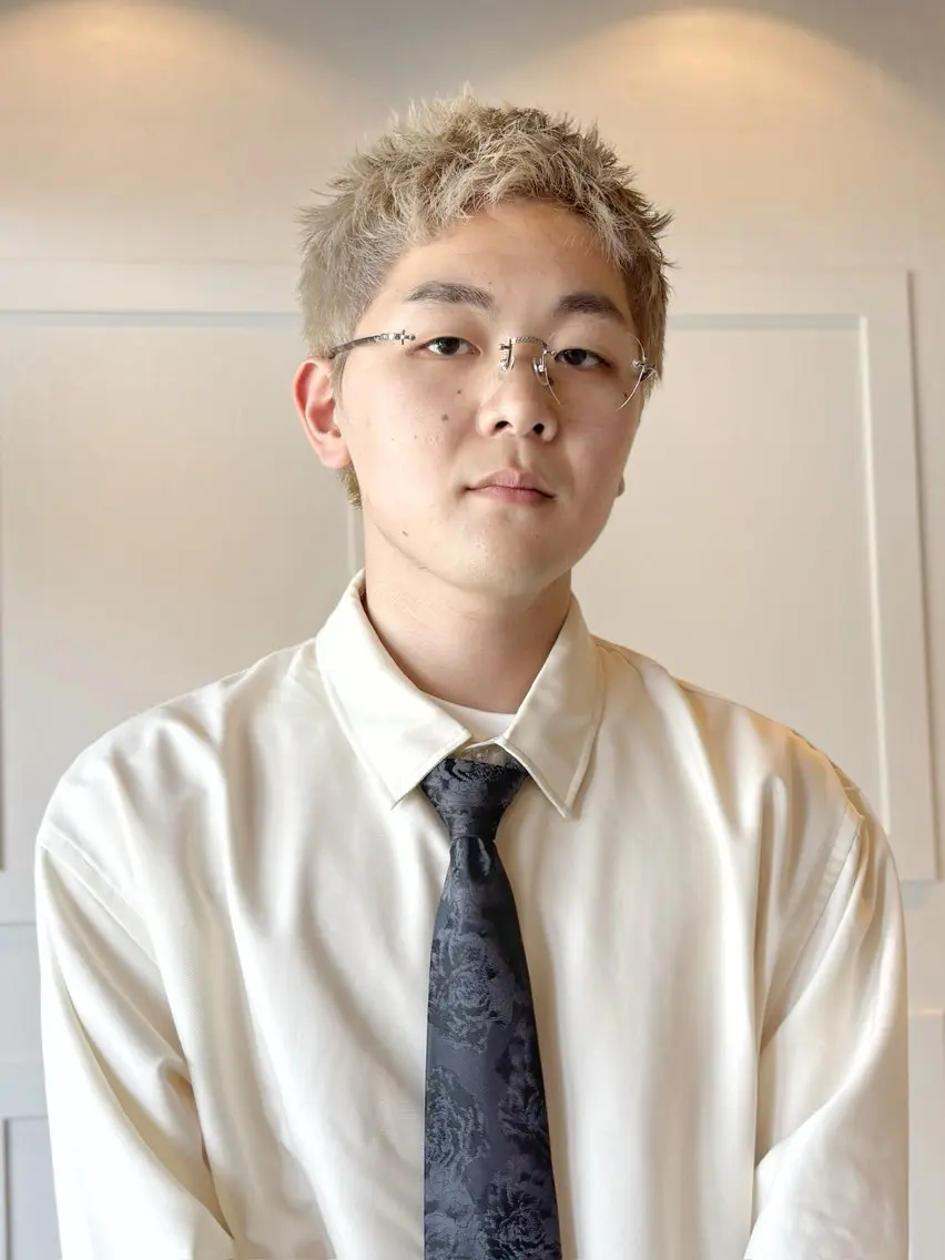 ショート カラー メンズ メンズブリーチ ブリーチ 透明感カラー カット ヘアカラー トリートメント メンズパーマ/カラー 中島 海のヘアスタイル