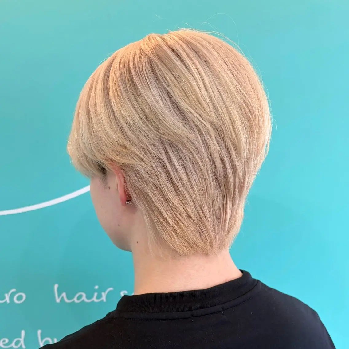 ショート カラー メンズ ベージュカラー ホワイトベージュ カット デザインカラー/ ボブ/Natsukiのヘアスタイル