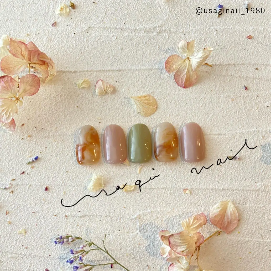 ネイル アートネイル ニュアンスネイル ショートネイル 春ネイル 夏ネイル ハンドネイル usagi nailのネイルデザイン